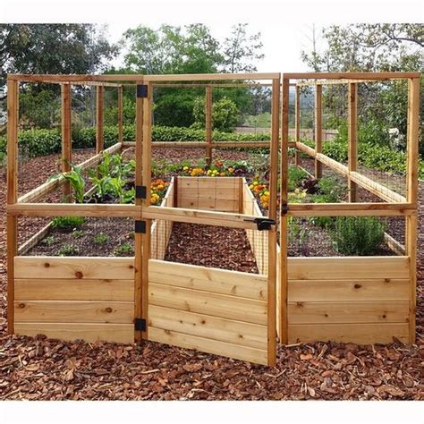 enclosure for raised garden bed